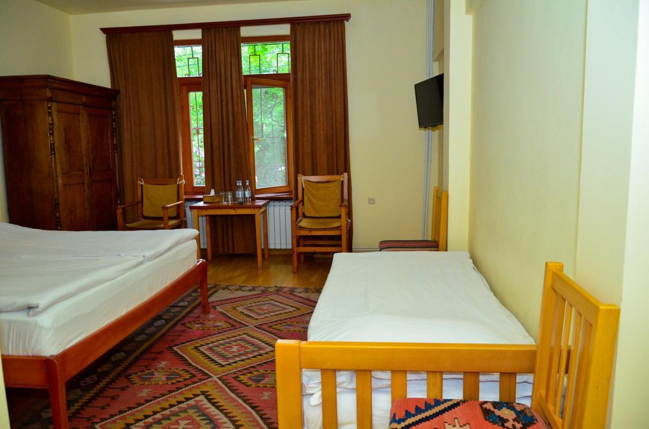 Hotel Mirhav Goris Exterior foto