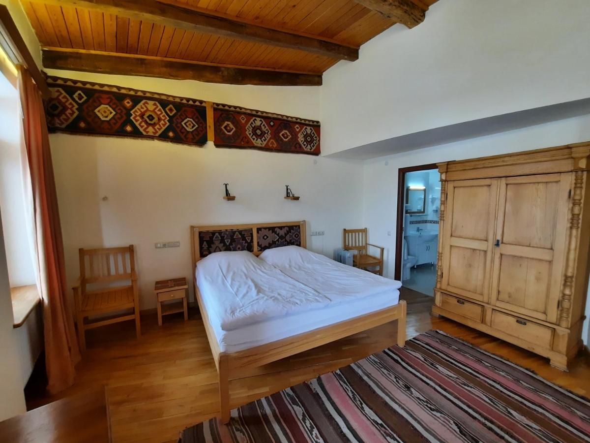 Hotel Mirhav Goris Exterior foto