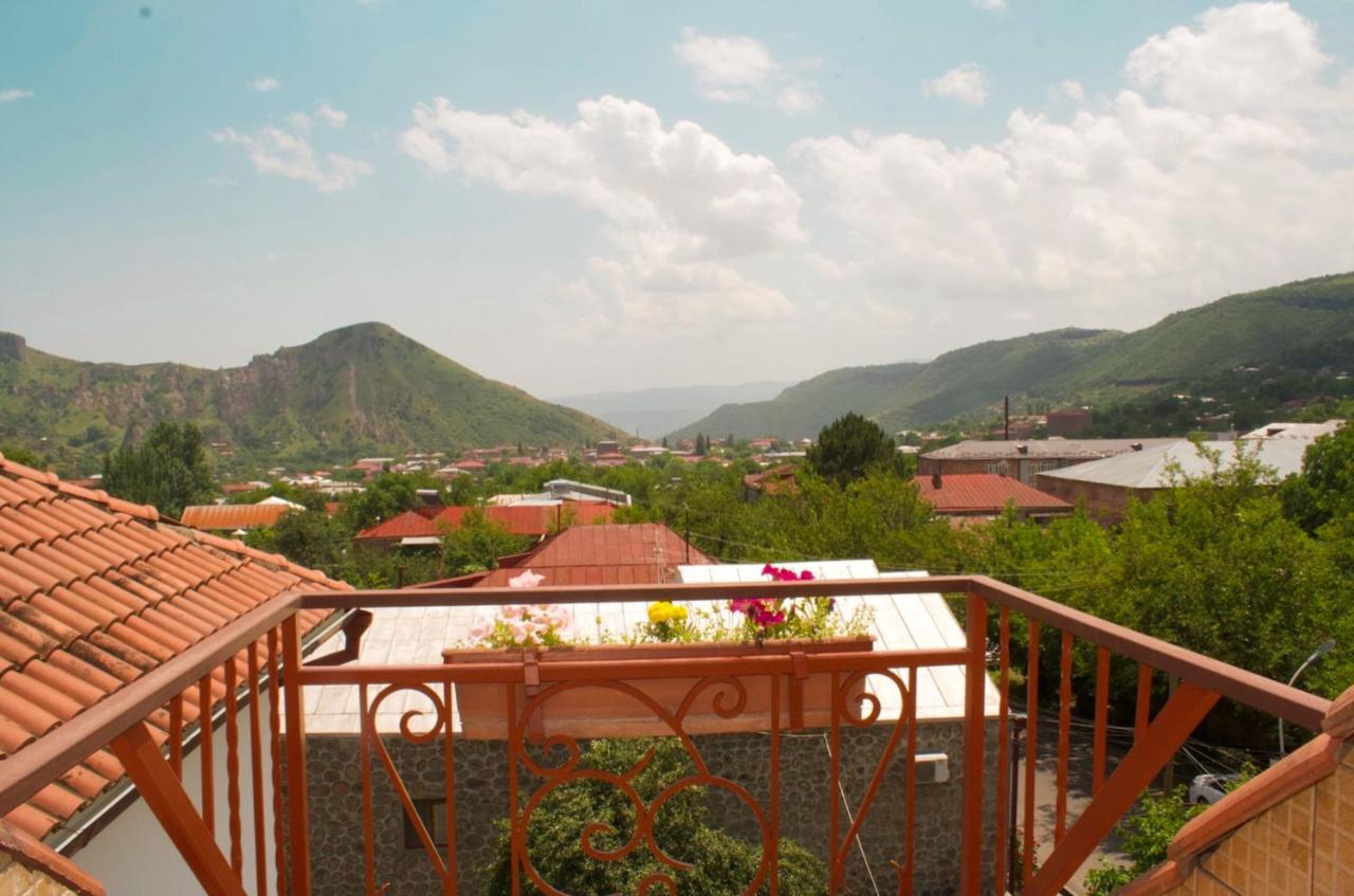 Hotel Mirhav Goris Exterior foto