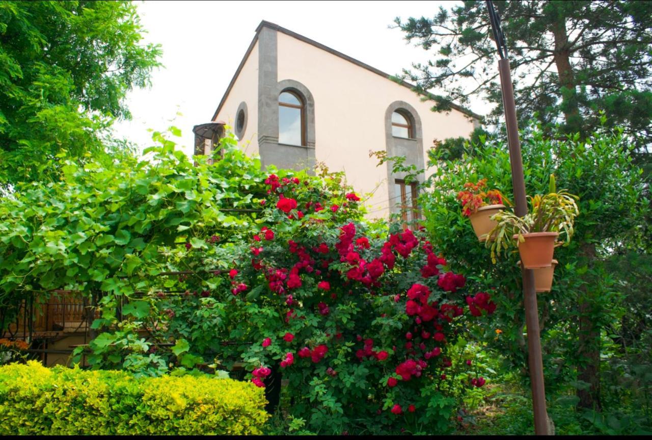 Hotel Mirhav Goris Exterior foto