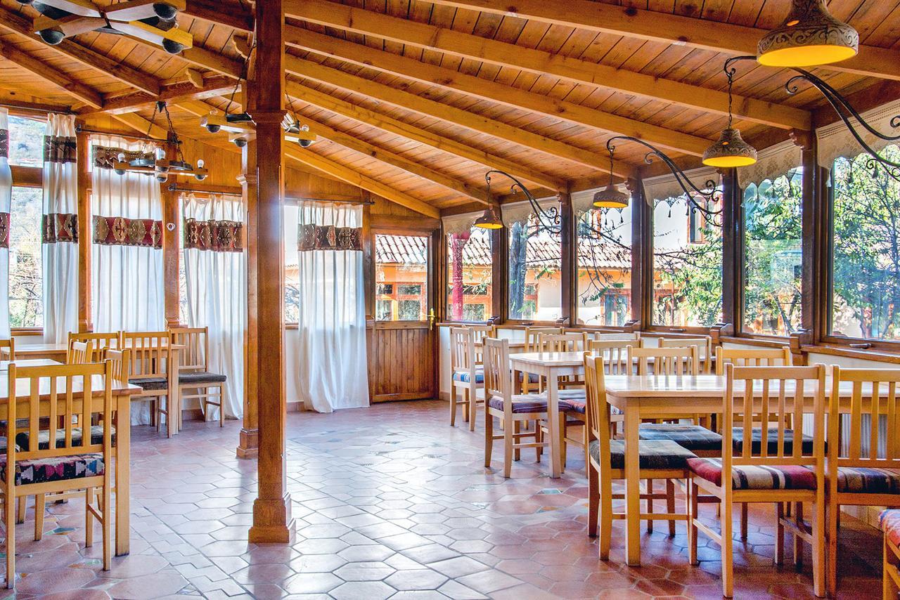 Hotel Mirhav Goris Exterior foto